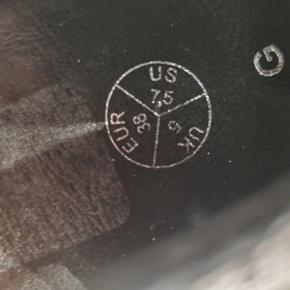 Ara Black Leather Elastic Sandals - Picture 6 of 6